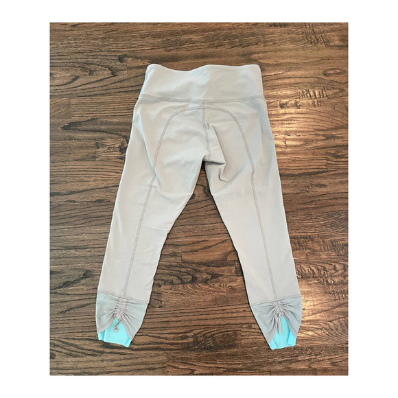 Lululemon Leggings Unknown Type - Size 6 - Picture 2 of 5